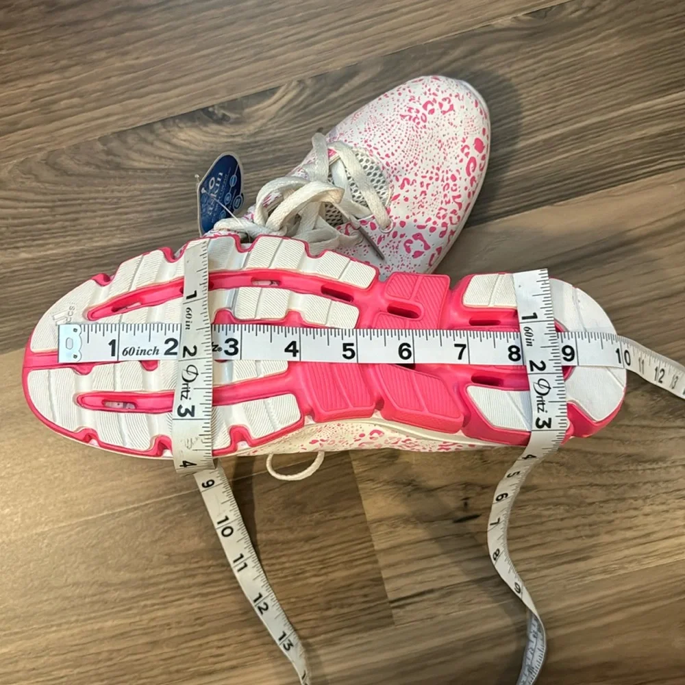 Addidas Leopard White Neon Pink Climachill Askin Tie Up Running Sneakers 7.5 NWT